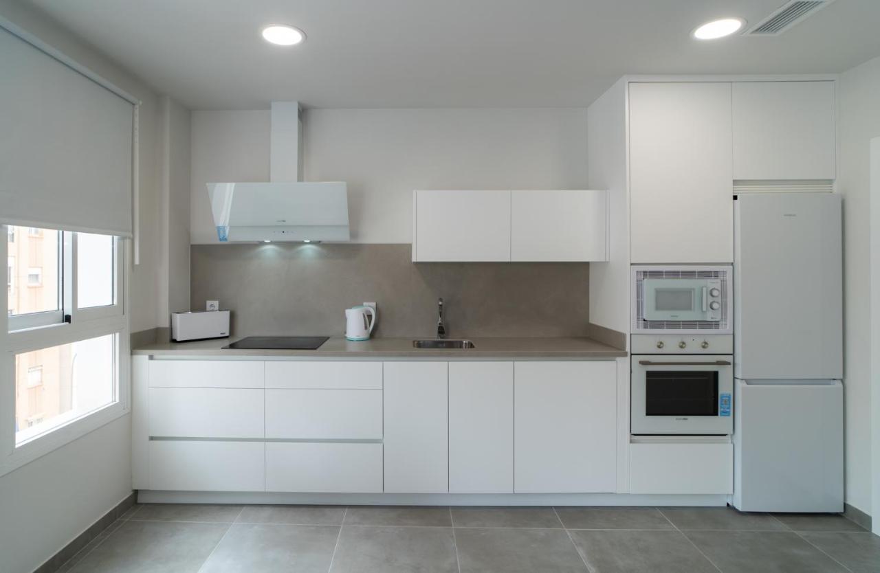 Aac Malaga - Apartamento Con Terraza, Muy Amplio, Totalmente Equipado, Cerca Del Centro Y Nuevo! 外观 照片
