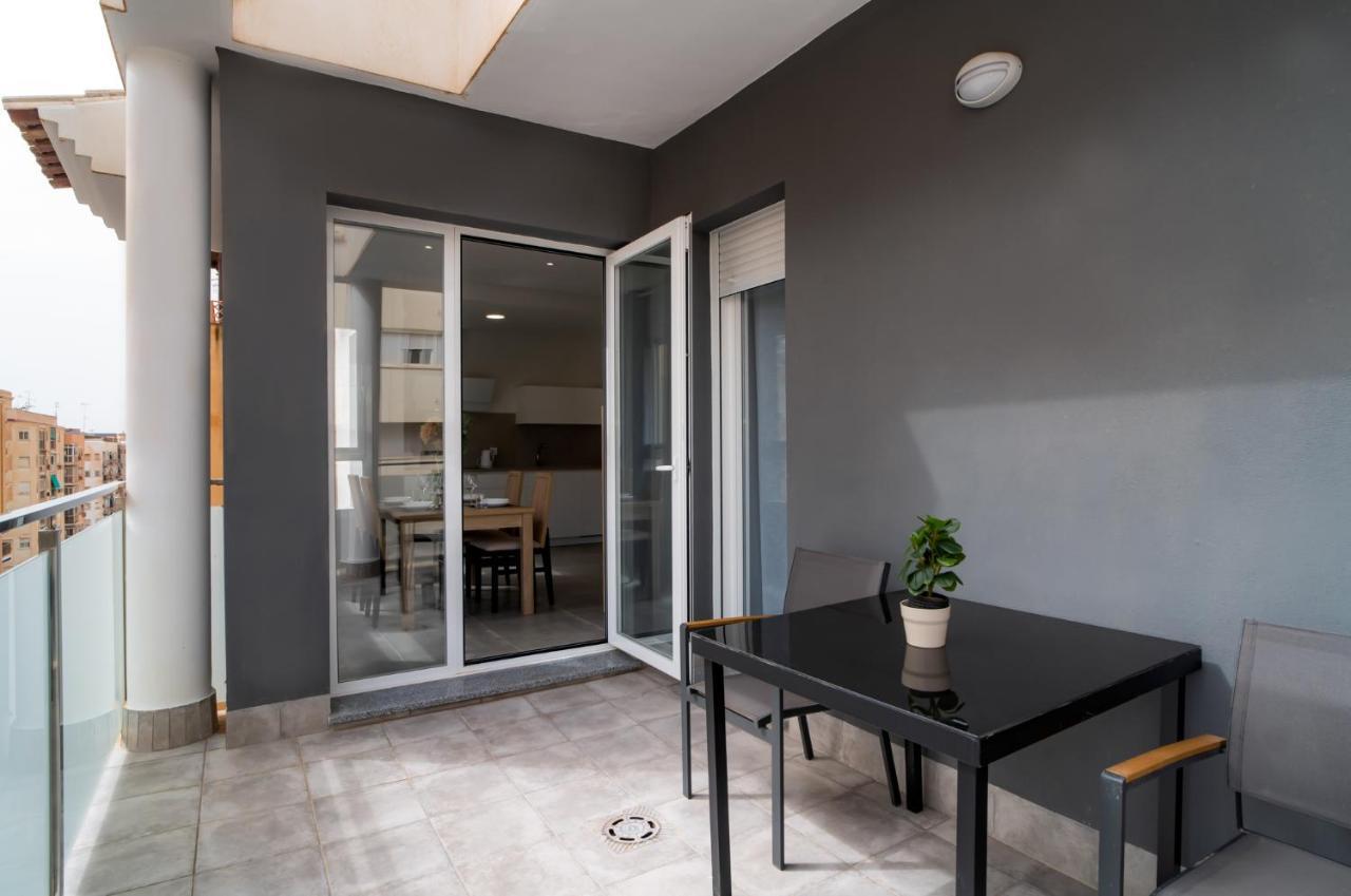 Aac Malaga - Apartamento Con Terraza, Muy Amplio, Totalmente Equipado, Cerca Del Centro Y Nuevo! 外观 照片