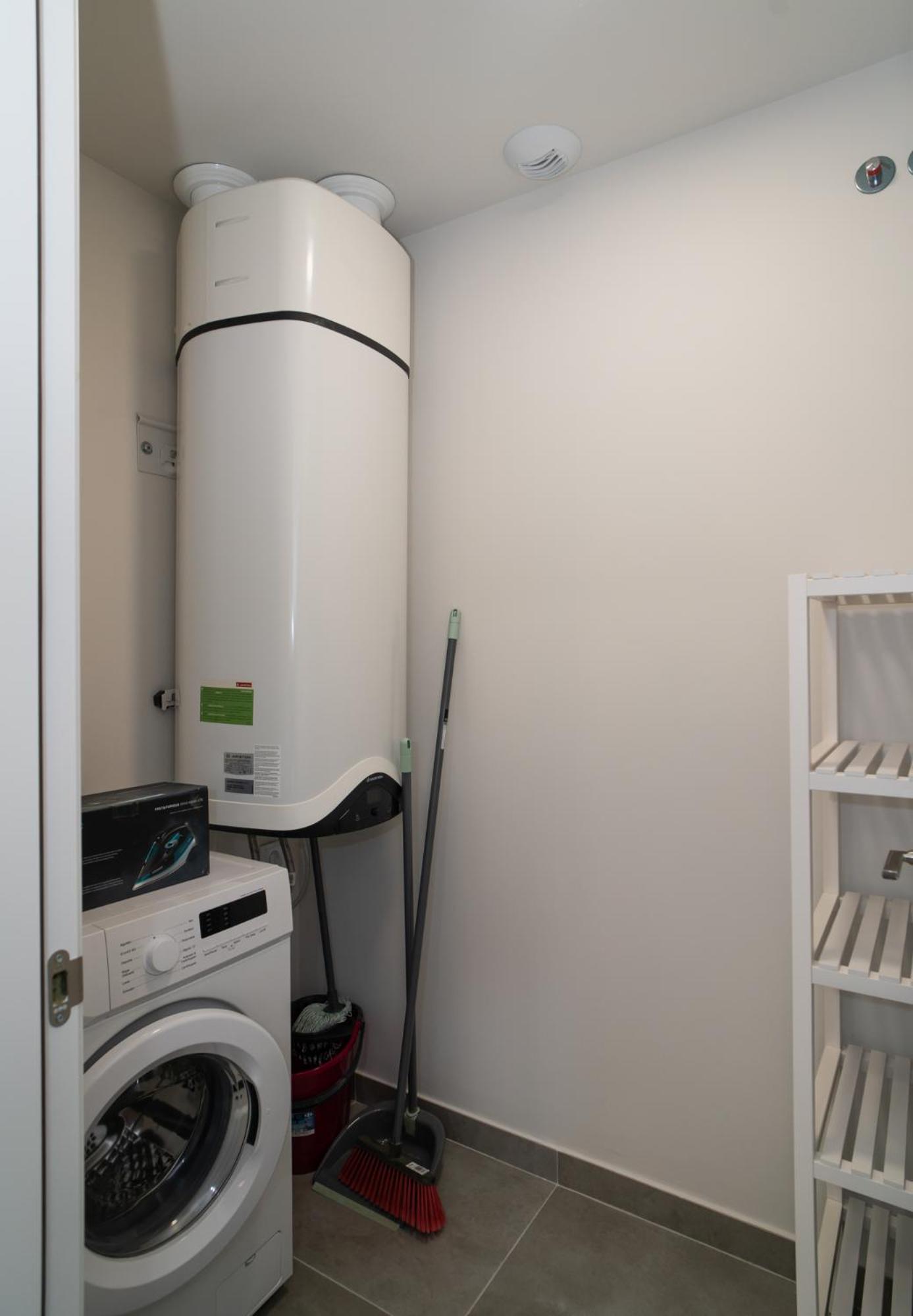 Aac Malaga - Apartamento Con Terraza, Muy Amplio, Totalmente Equipado, Cerca Del Centro Y Nuevo! 客房 照片