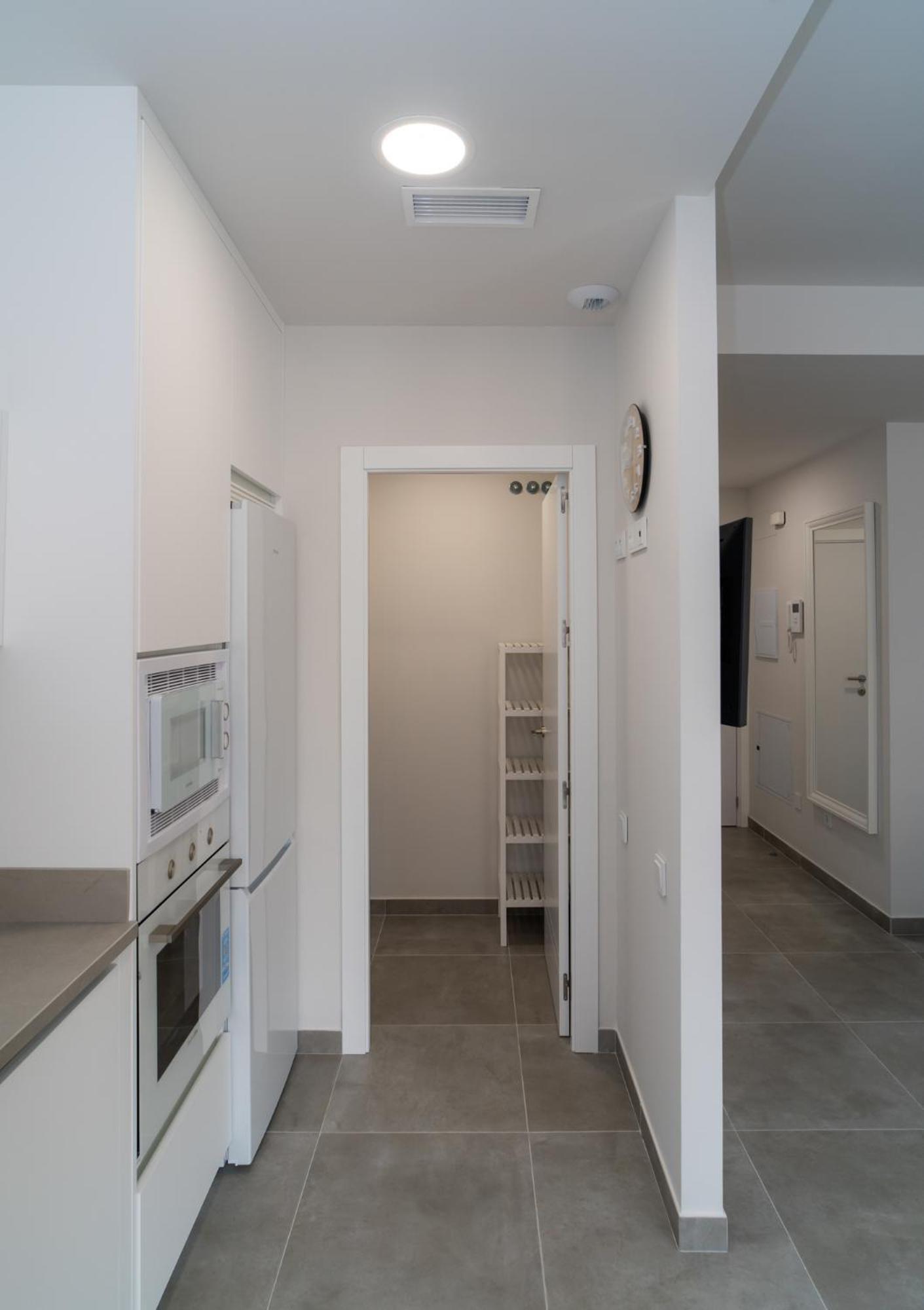 Aac Malaga - Apartamento Con Terraza, Muy Amplio, Totalmente Equipado, Cerca Del Centro Y Nuevo! 客房 照片