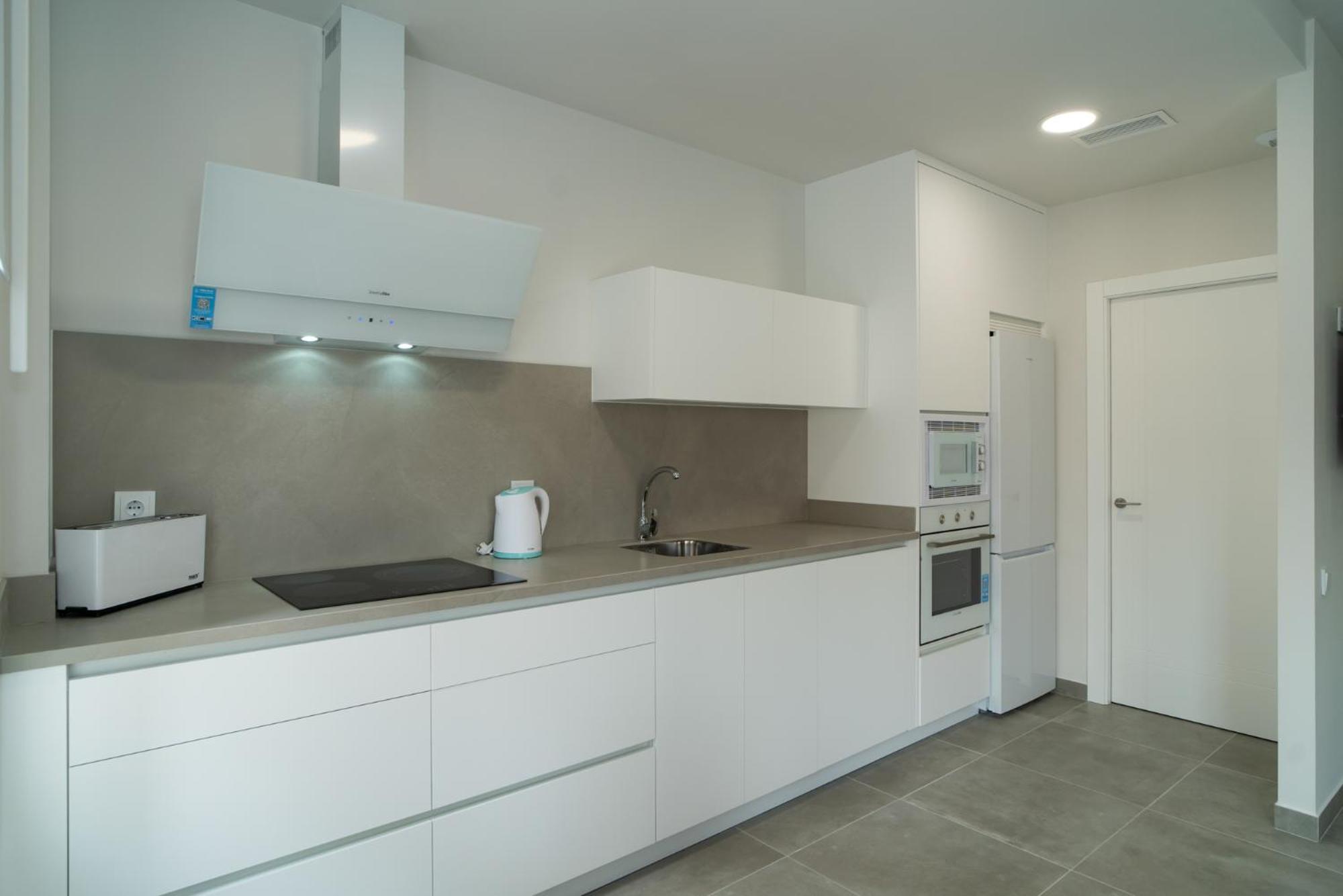 Aac Malaga - Apartamento Con Terraza, Muy Amplio, Totalmente Equipado, Cerca Del Centro Y Nuevo! 客房 照片